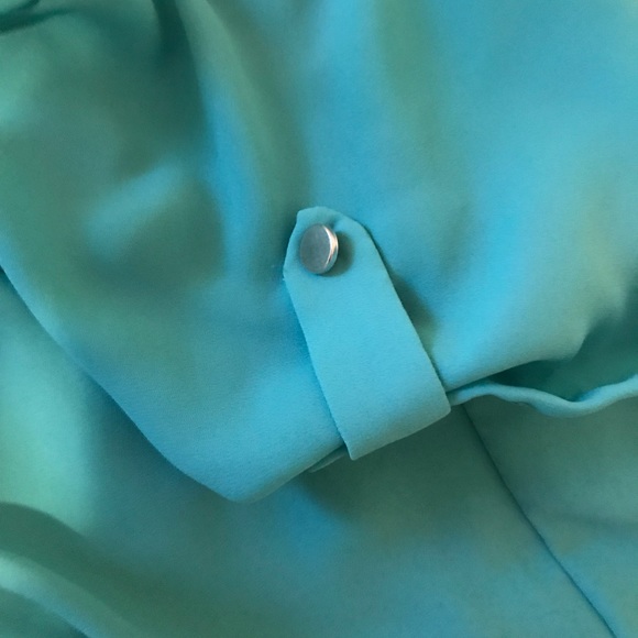 Mint Green High Low Top - Picture 2 of 4